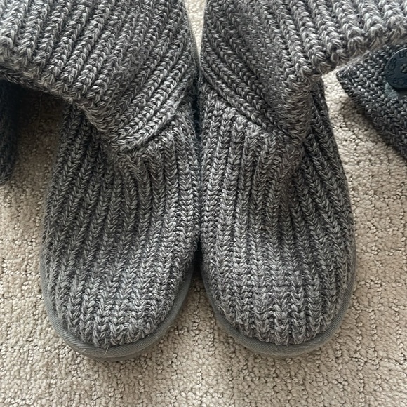 UGG Classic Cardy Boot - Picture 8 of 12
